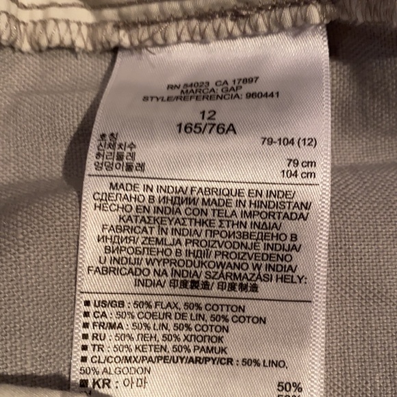 NWT Khaki by Gap boyfriend roll up shorts woman 12 - Picture 10 of 10